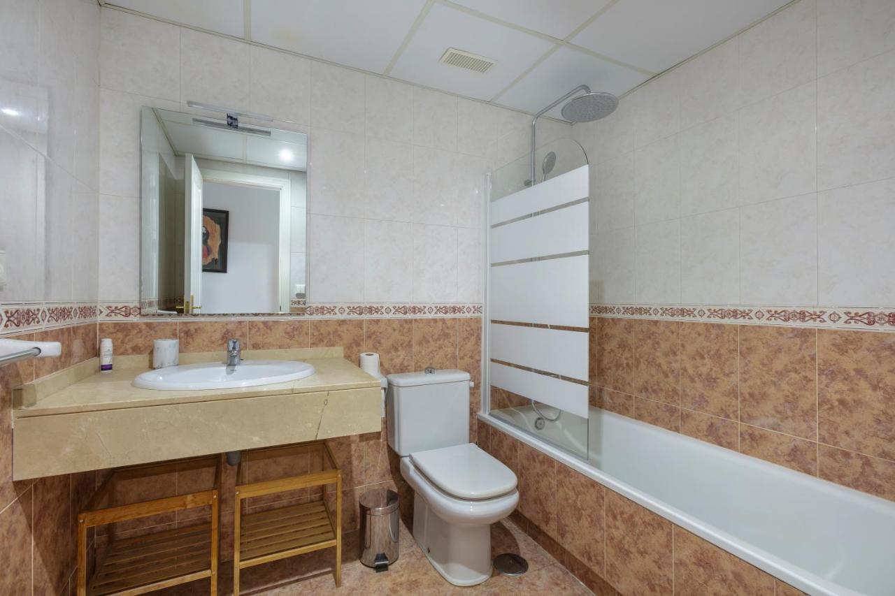 Lovely 2 Bedroom Locrimar V Walk To Beach Rdr260 Marbella Exterior photo